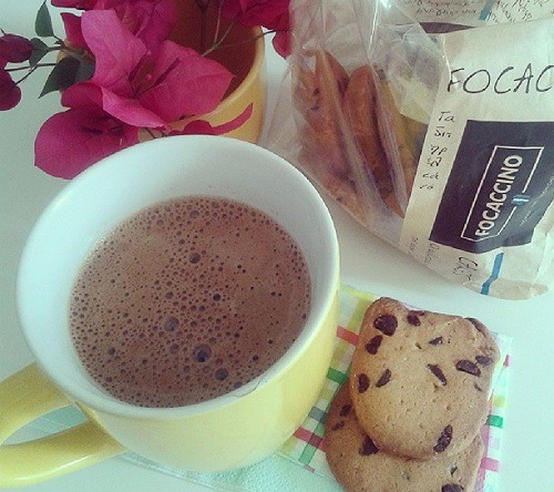 1463286_363048413840580_209195365_n