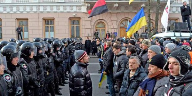web-ukraine-getty1386149038