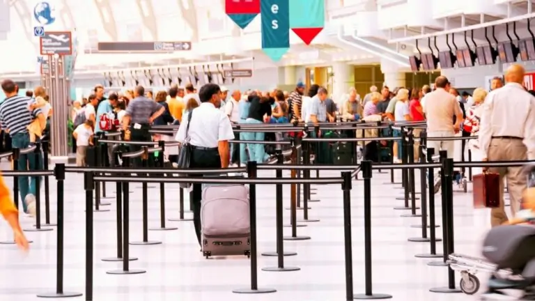 Τι αλλάζει στα ταξίδια με το νέο σύστημα EES